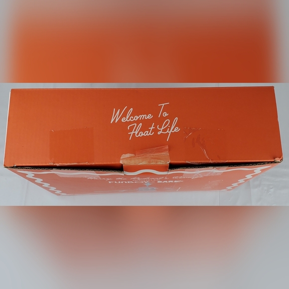 Funboy x Bark "Harry The Hydrant's Revenge" Inflatable Sprinkler 21" x 37" - NOB - Picture 6 of 9